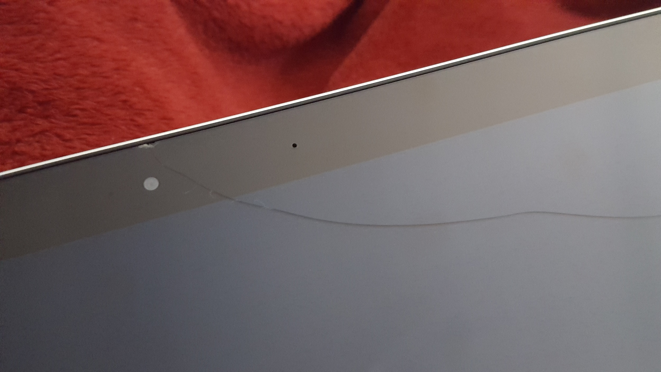 cracked screen on spectre x360 HP Support Community 5112381