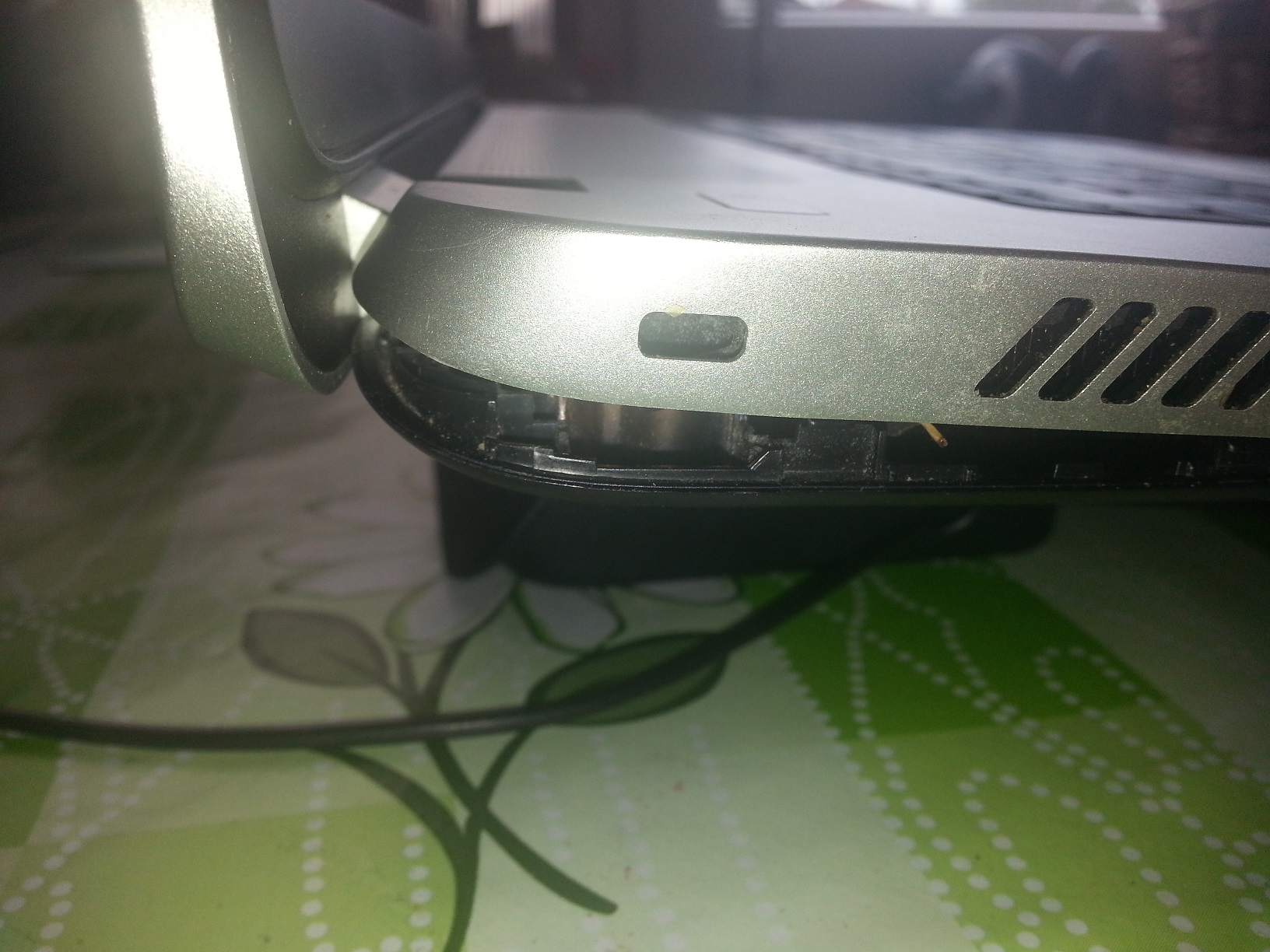 HP ENVY 17 Hinge Defect HP Support Community 5671725