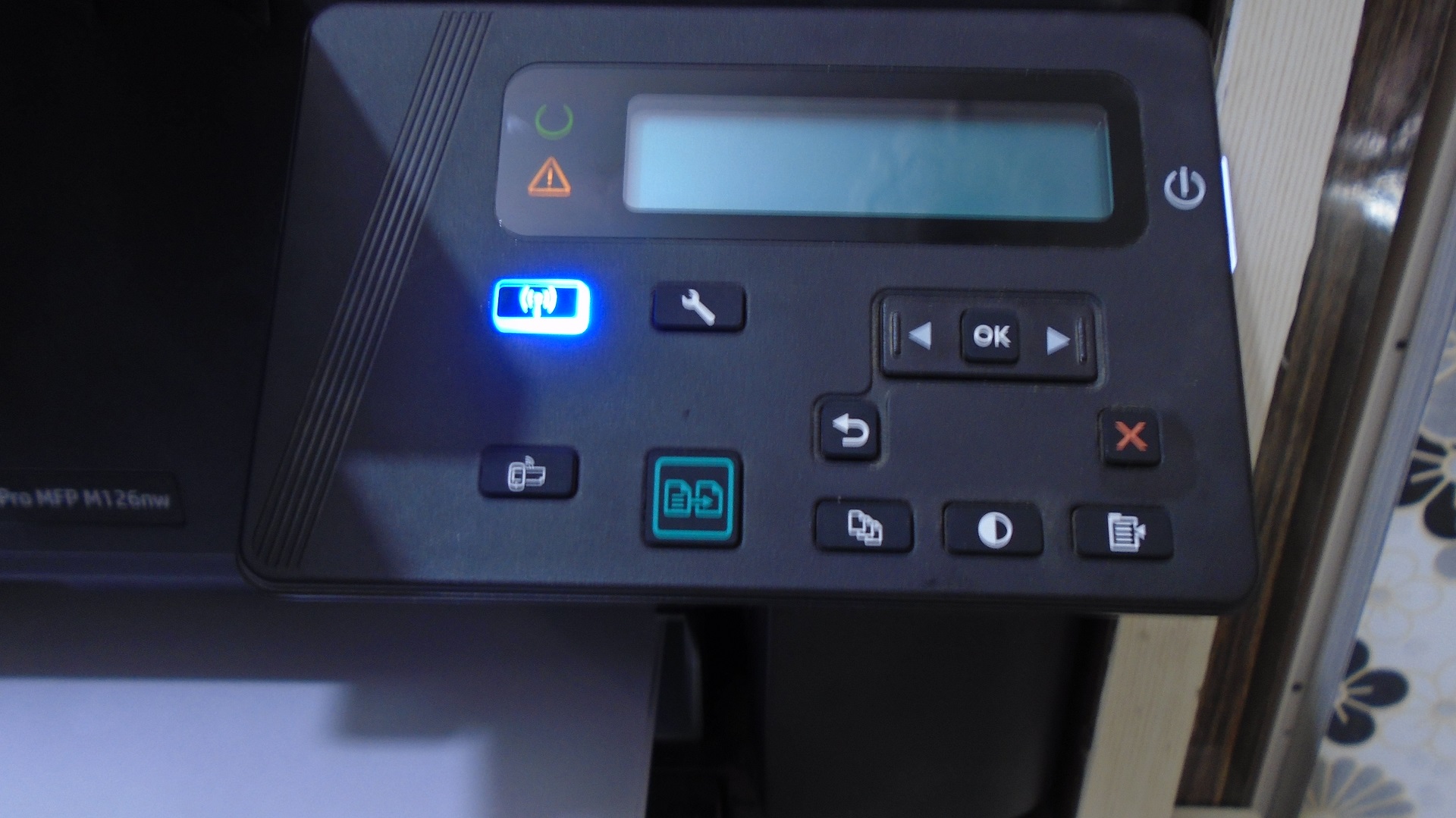 hp Laser jet Pro MFP M126nw control panel shows nothing ...