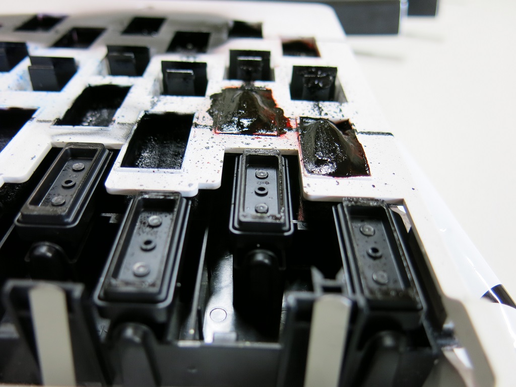 Maintenance cartridge overflowing. - HP Support Community - 6070247