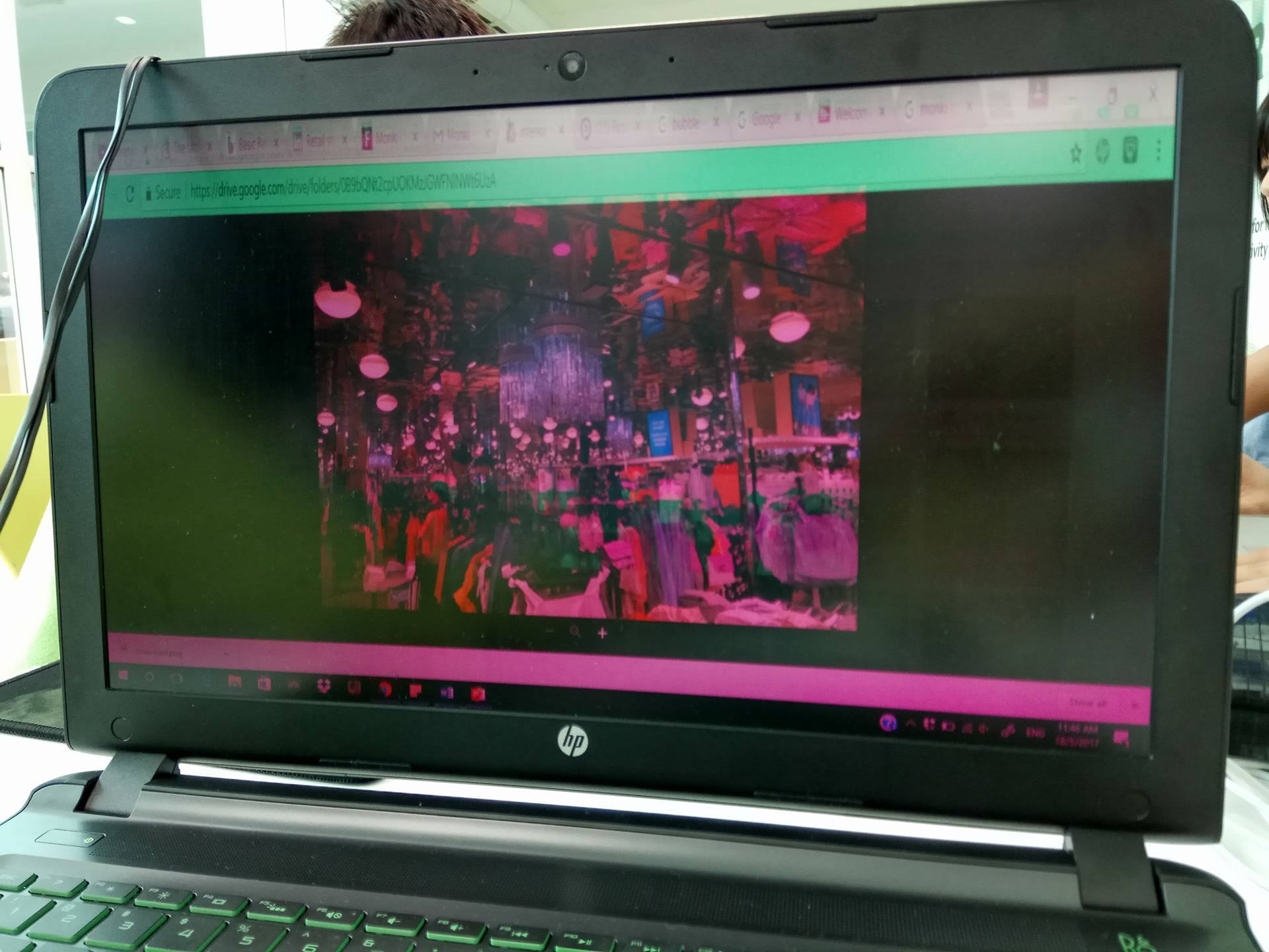 screen with a shade of green - HP Support Community - 6131595