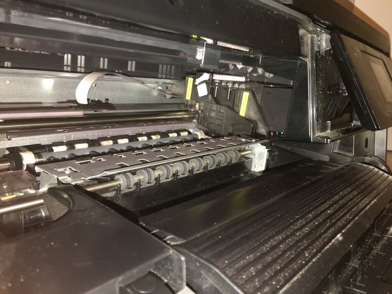 Re: OfficeJet Pro 8610 Cartridge Tray won't move - HP Support Community -  6442611