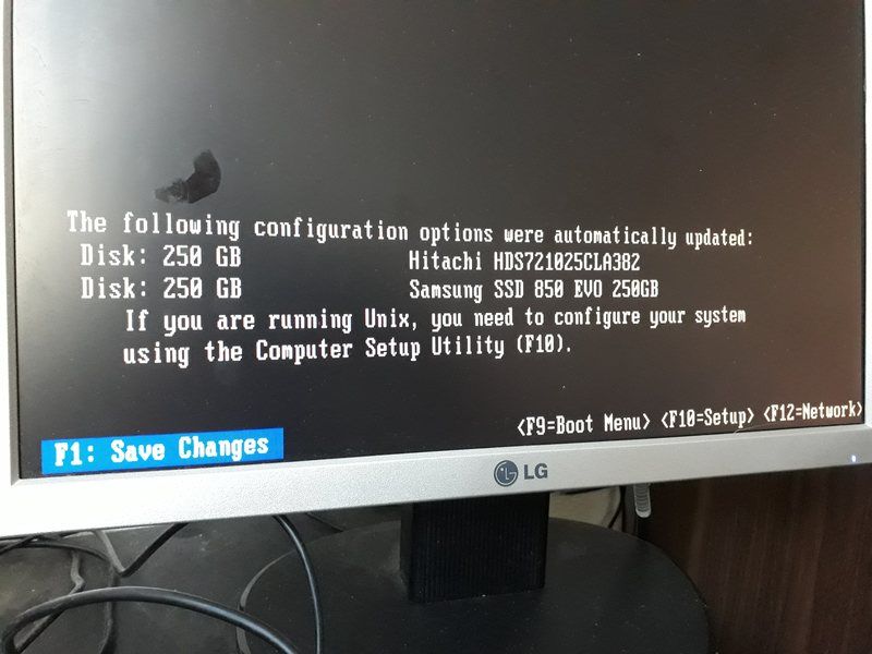 HP 260 G2 DM stuck at BIOS with connected SSD Samsung 850 EV... - HP  Support Community - 6460966