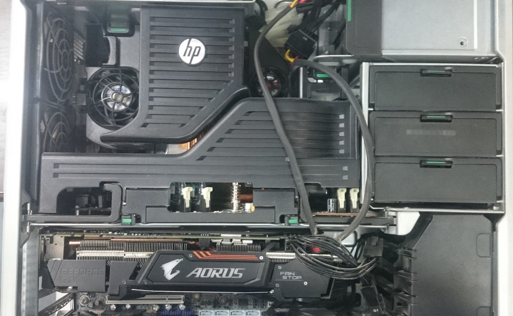 hp620 with xeon e5-2690 dual processors and aorus geforce gt 