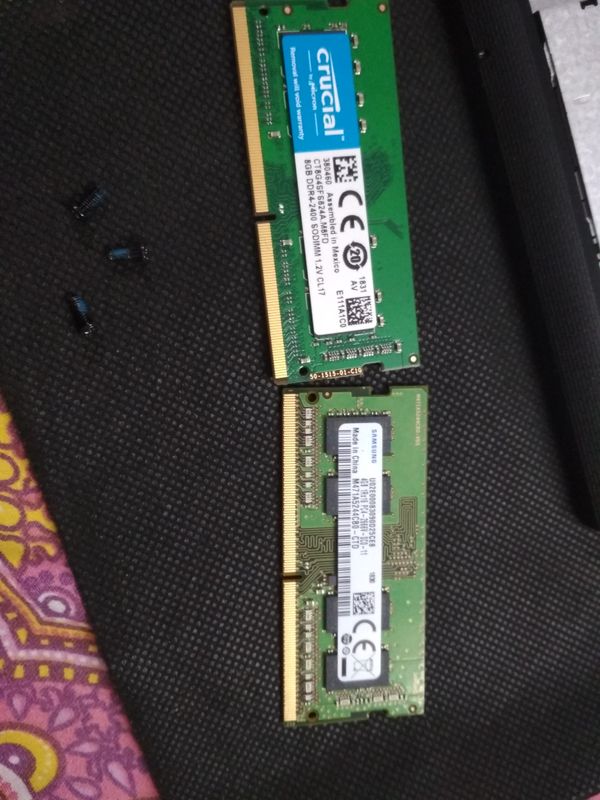 Crucial 8GB DDR4 2400MHz module, bought seperately