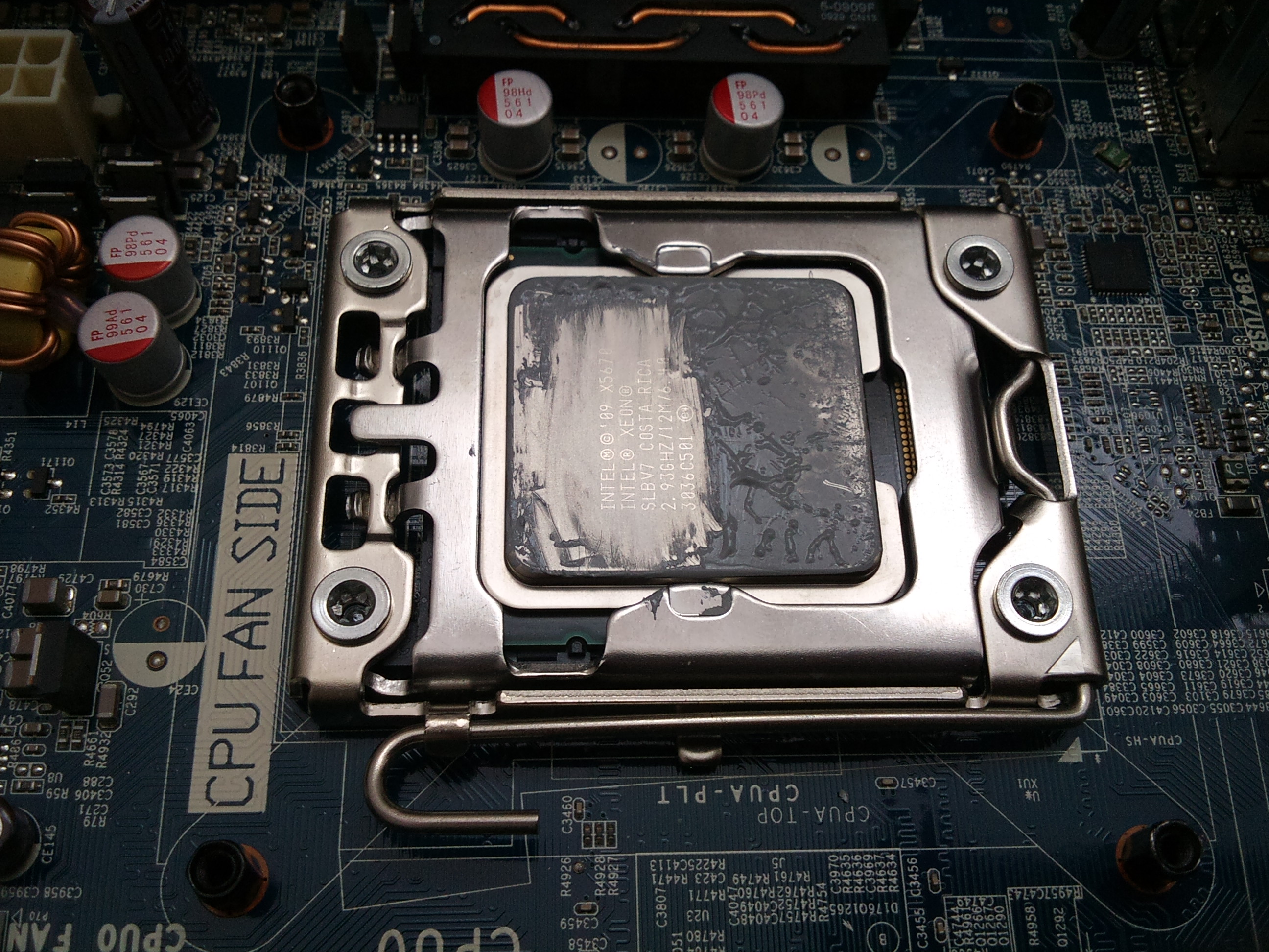 z600 rev1 supports x5670 but only one cpu!!!! - HP Support