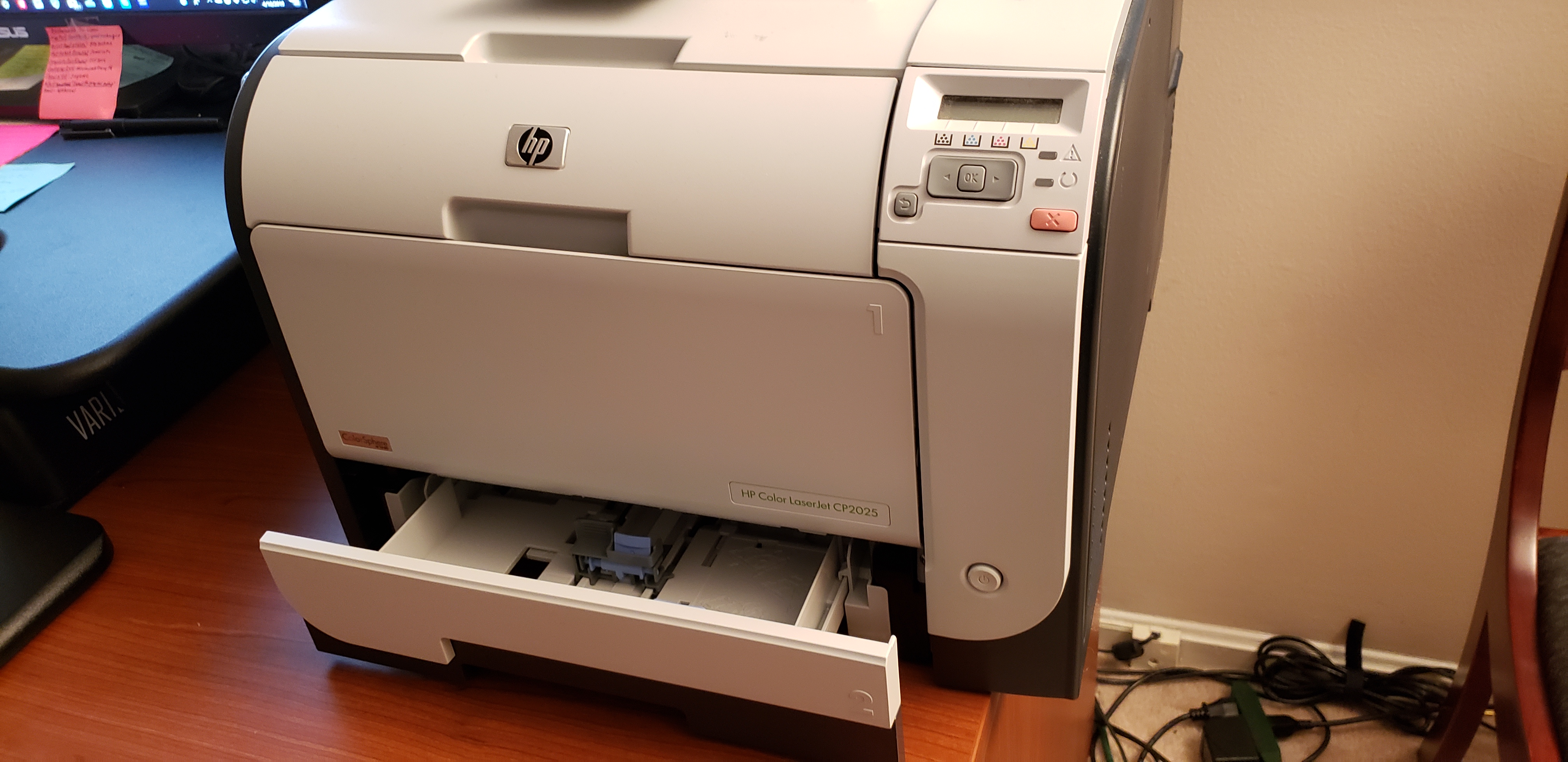 Can't slide tray 2 of printer back into slot - HP Support Community 7058477