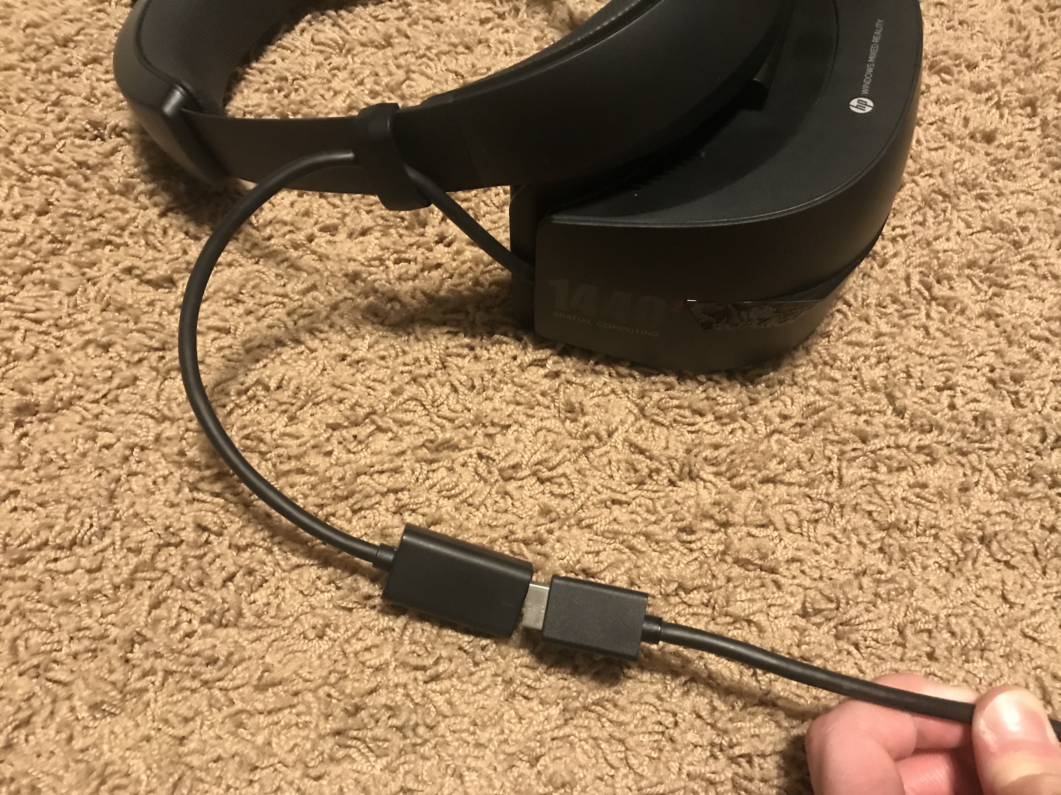 Solved: What connector does the WMR HP headset use? - HP Support Community  - 7211633