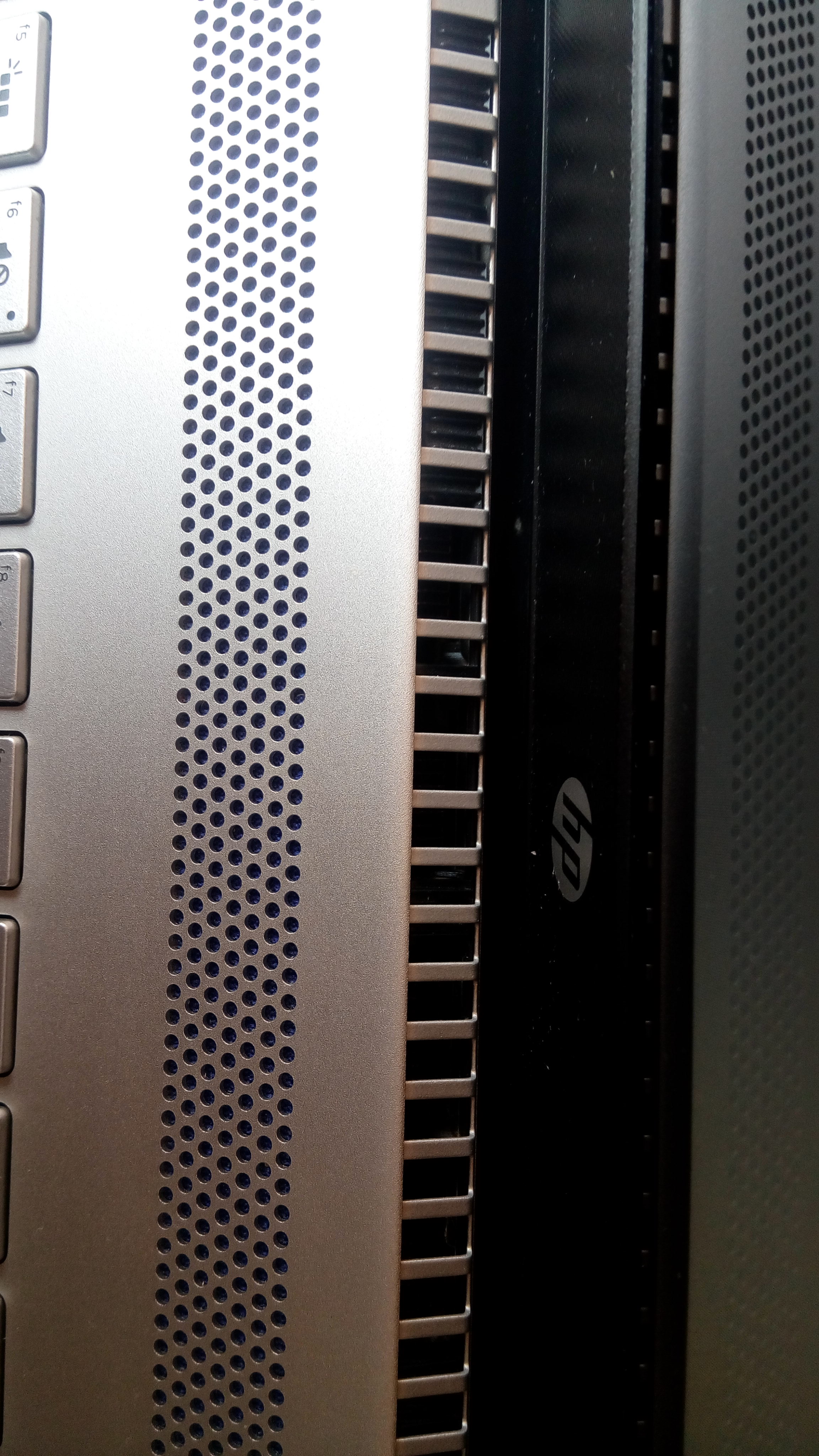 Solved: bottom and top metal cover - HP Support Community - 7212060