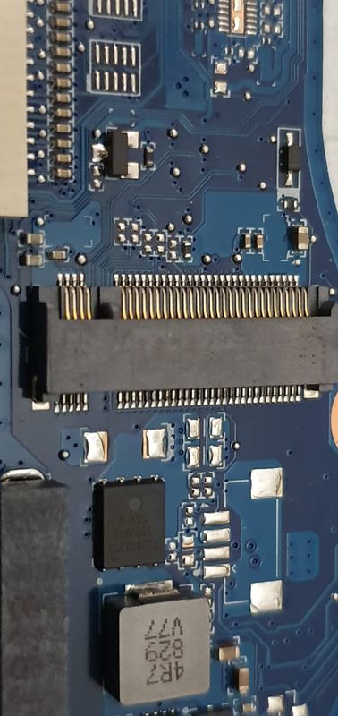 M.2 port.jpeg