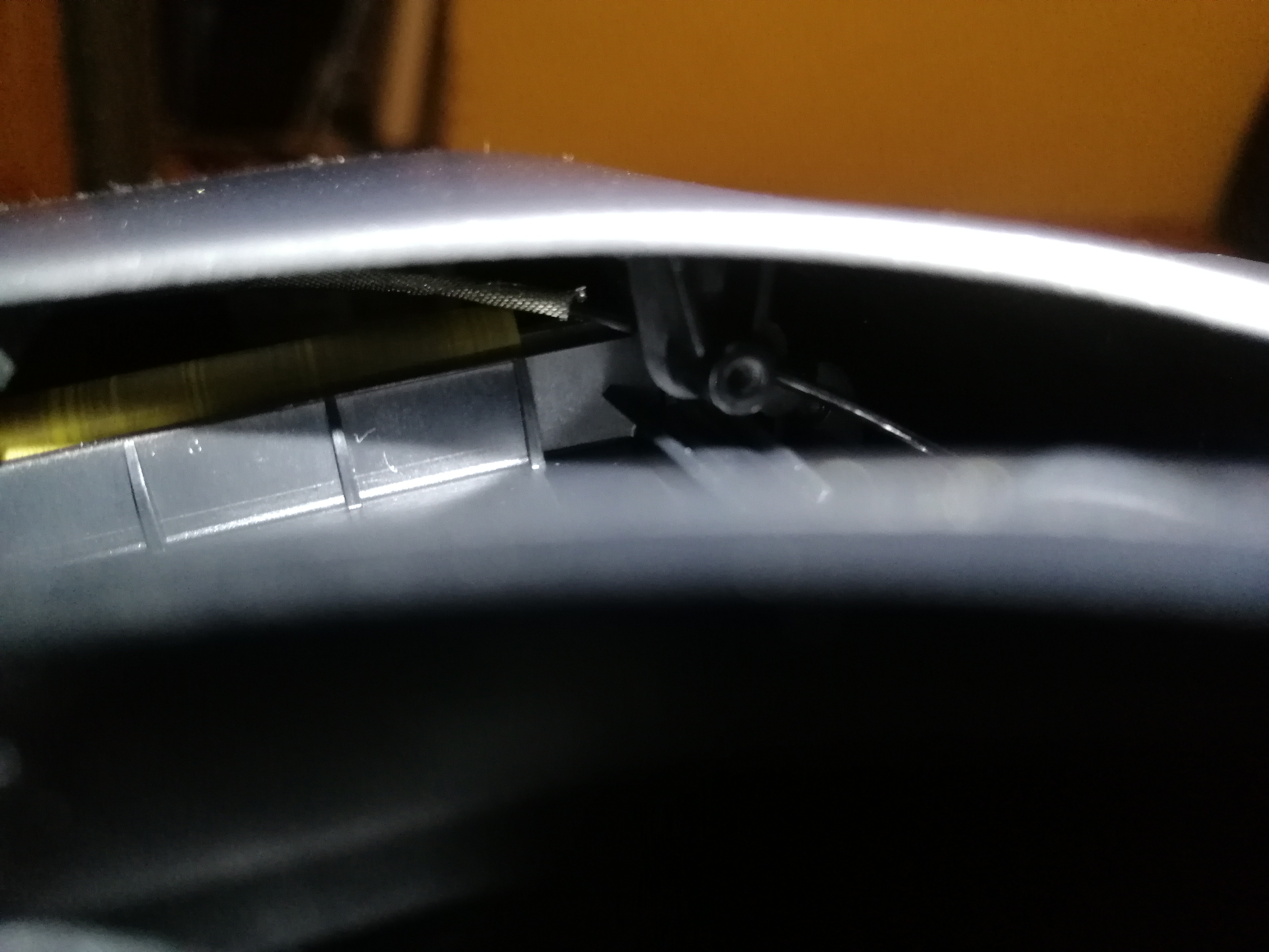 I'd like to open up and mod my Reverb. Are there any (repair... - HP ...