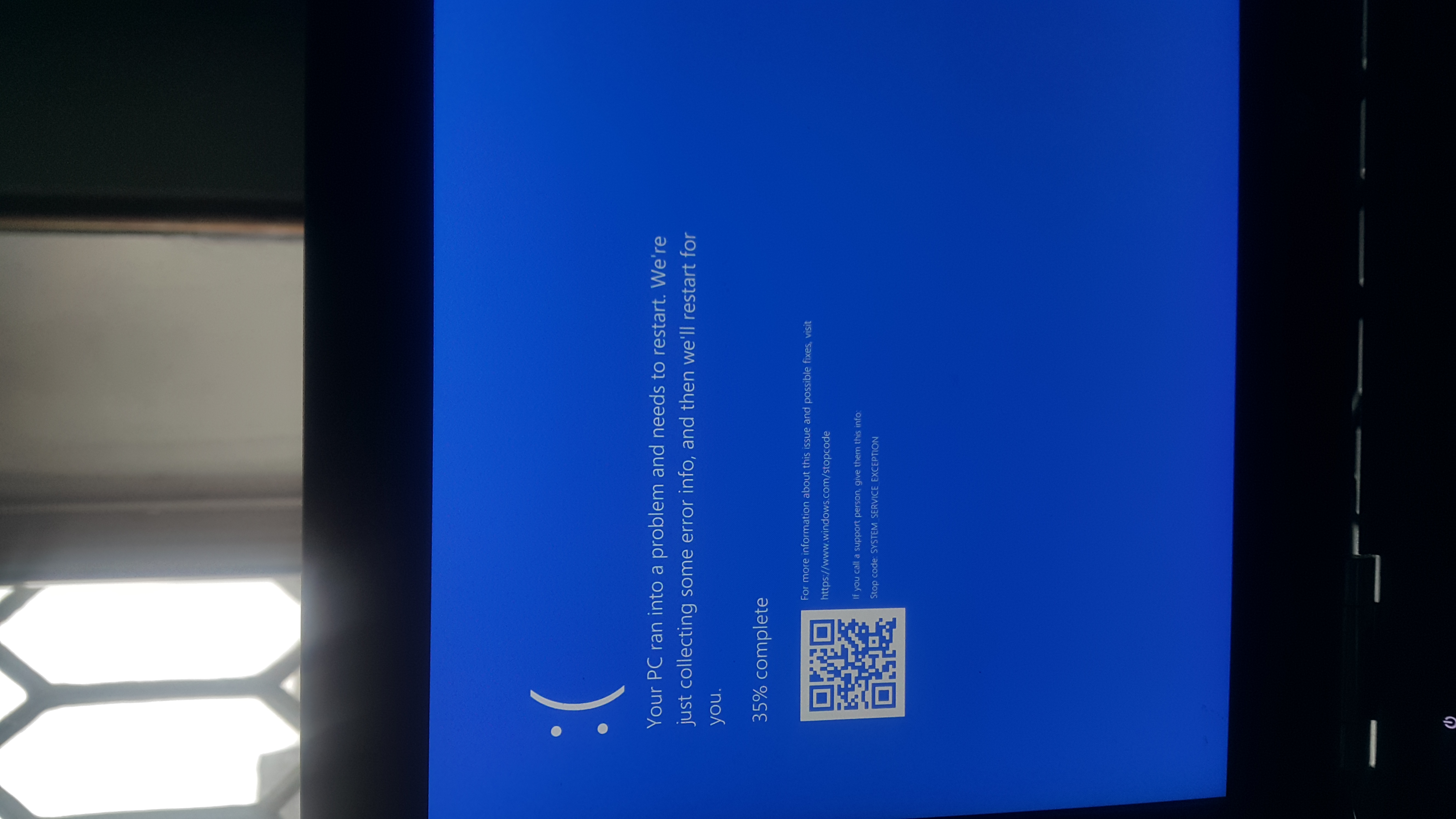 blue and black screens - HP Support Community - 7334548