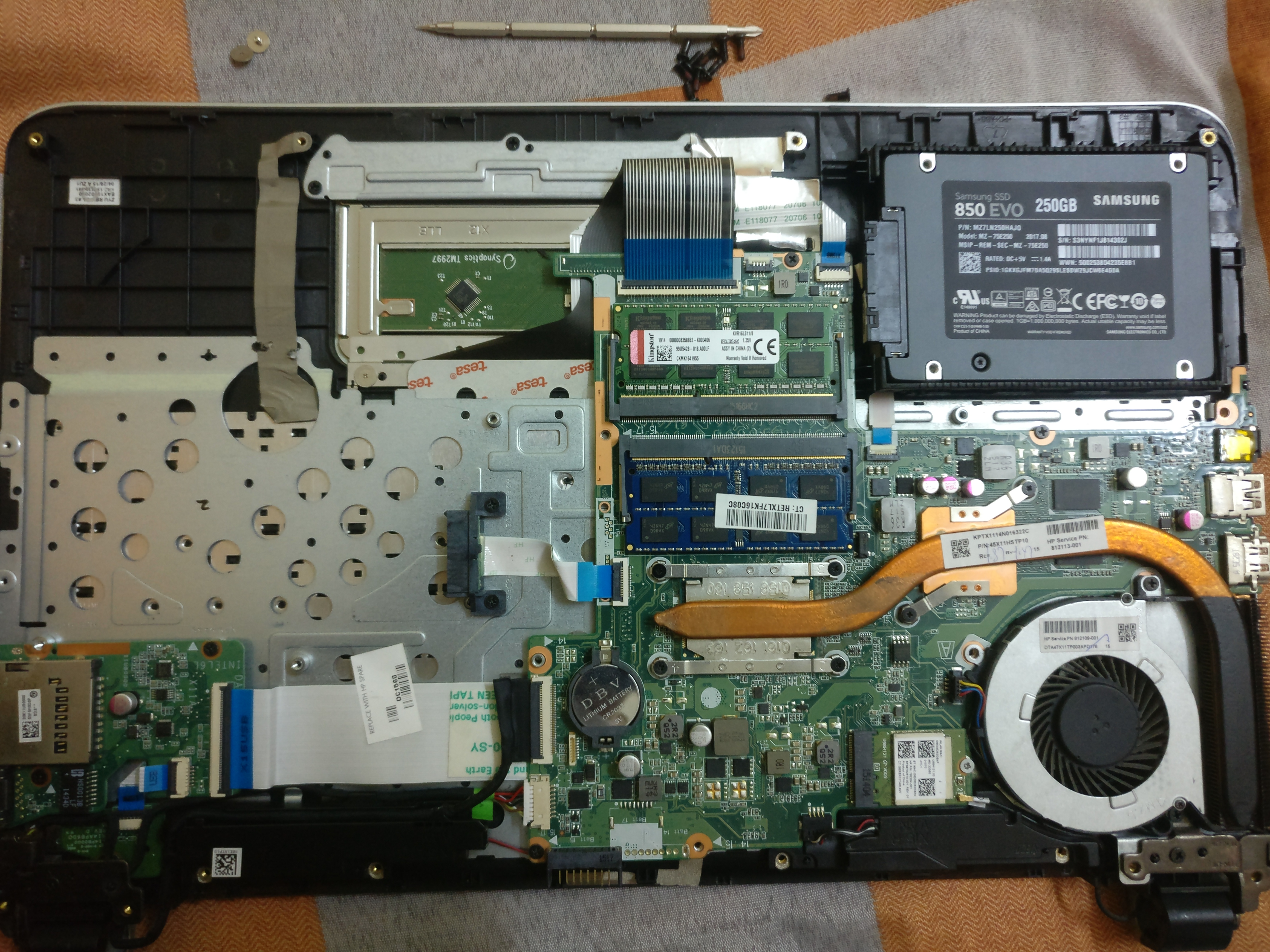 HP Pavilion Notebook 15 ab035tx m.2 NVME ssd and m.2 sat HP