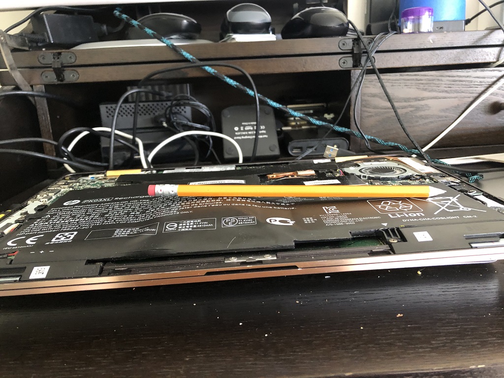 Solved Battery Swelling on HP Spectre HP Support Community 7467702