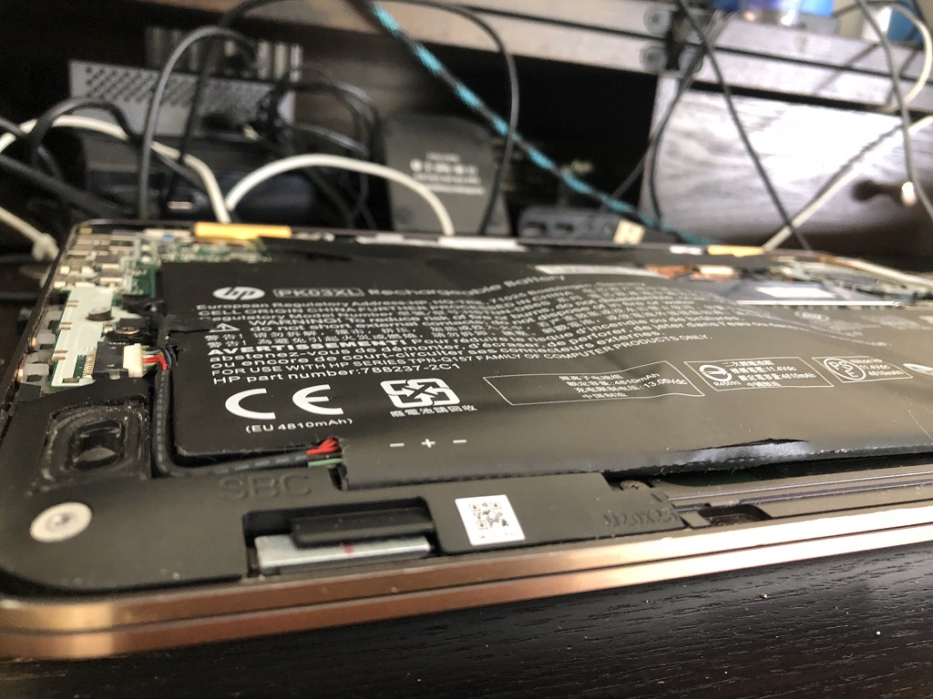 Solved Battery Swelling on HP Spectre HP Support Community 7467702