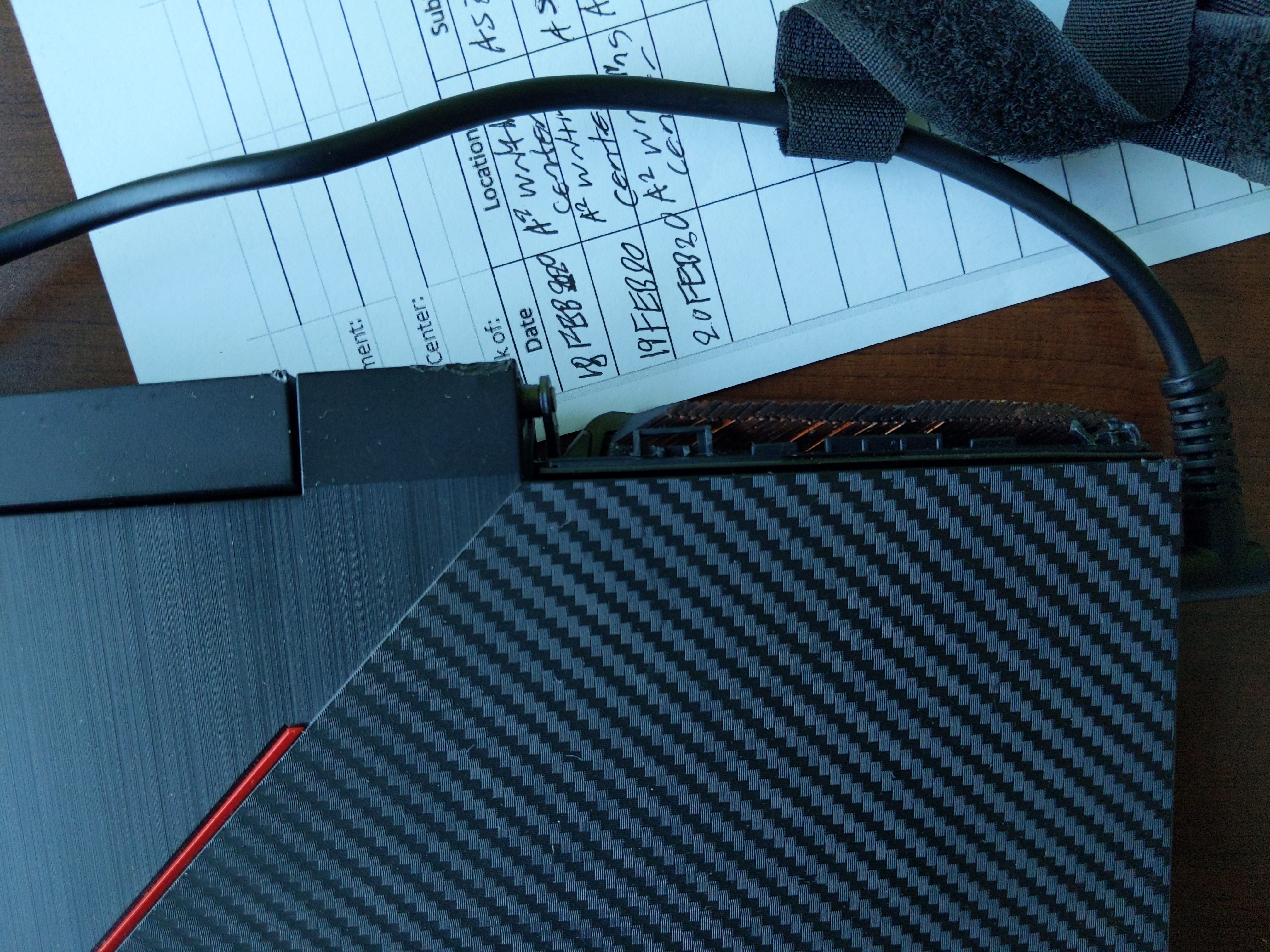 Laptops cover broken - HP Support Community - 7481334