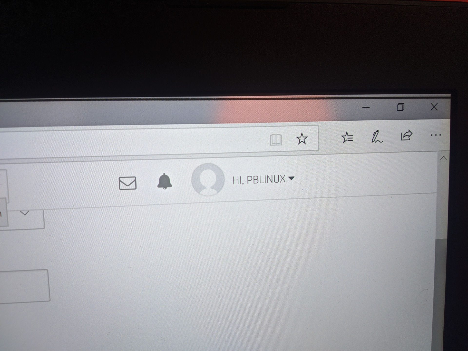 Screen black line. HP Support Community 7527189
