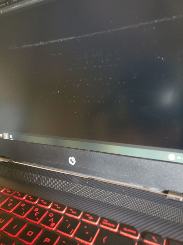 Scratches on display because of the keyboard - HP Support Community -  7564453