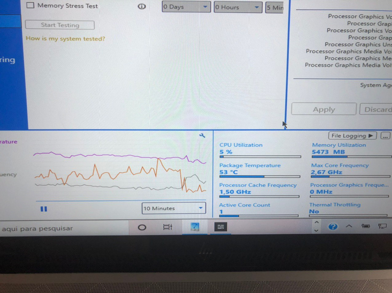 Intel XTU shows Power Limit Throttle (YES) every time the laptop is in AC charge. Notice that the frequency grows in the end, wich was caused by the game exit, so the clock returned to normalcy