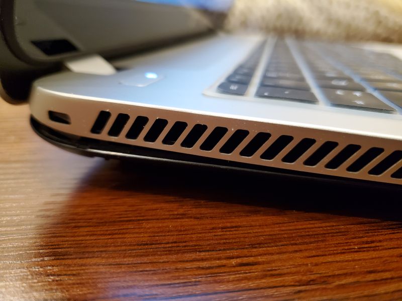 Left rear - screen open