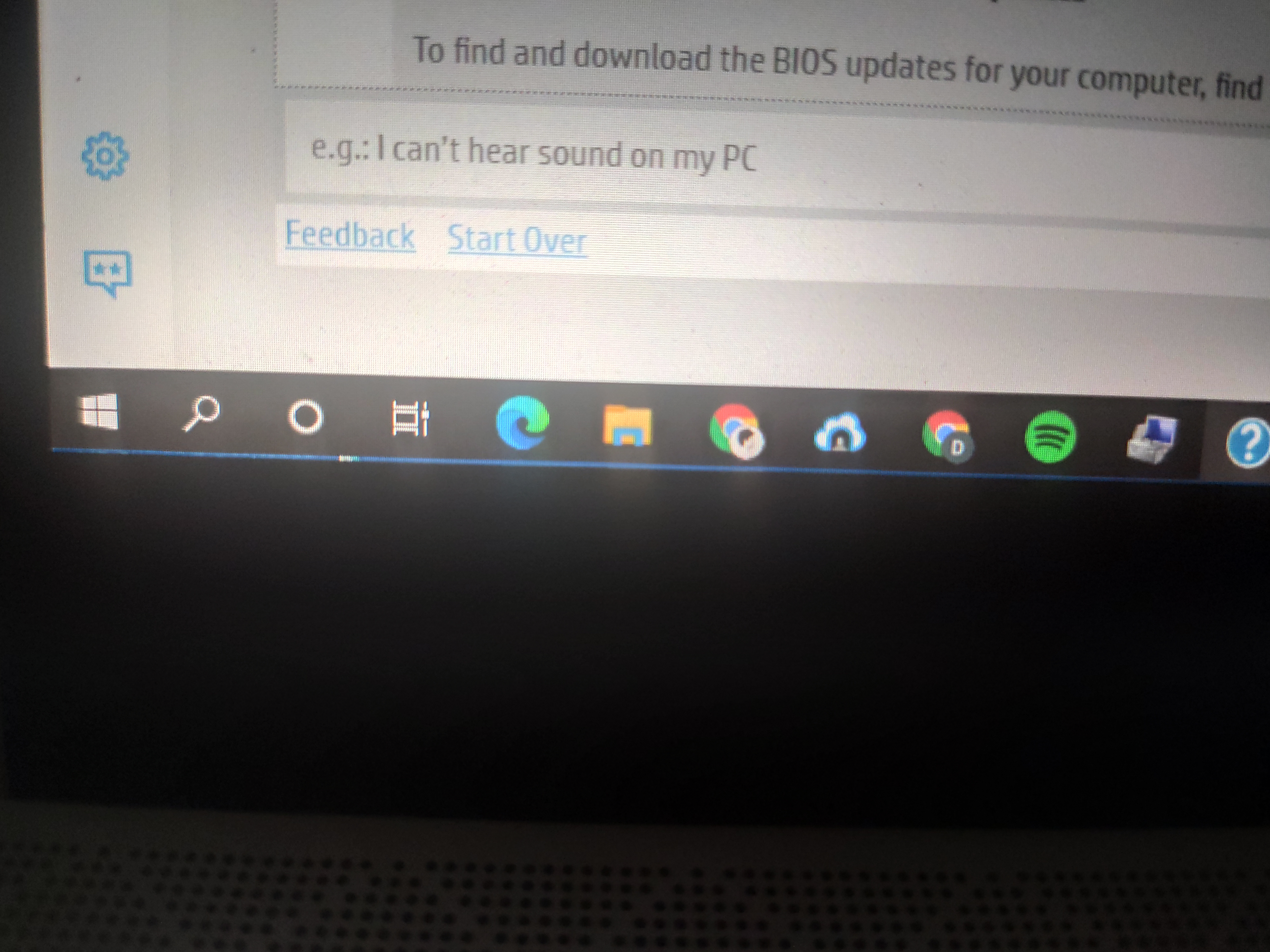 Top edge mirrors to bottom edge of taskbar after 2004 Window... - HP ...