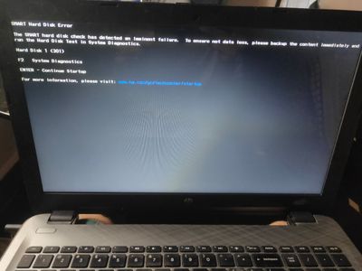 Laptop screen not turning on after hard disk error detection - HP Support  Community - 7705280