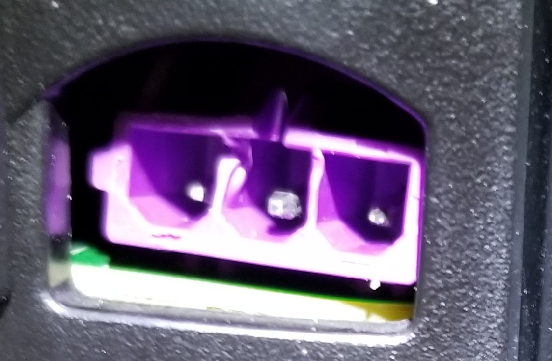 Purple Power plug/port not fitting - HP Support Community - 7712617