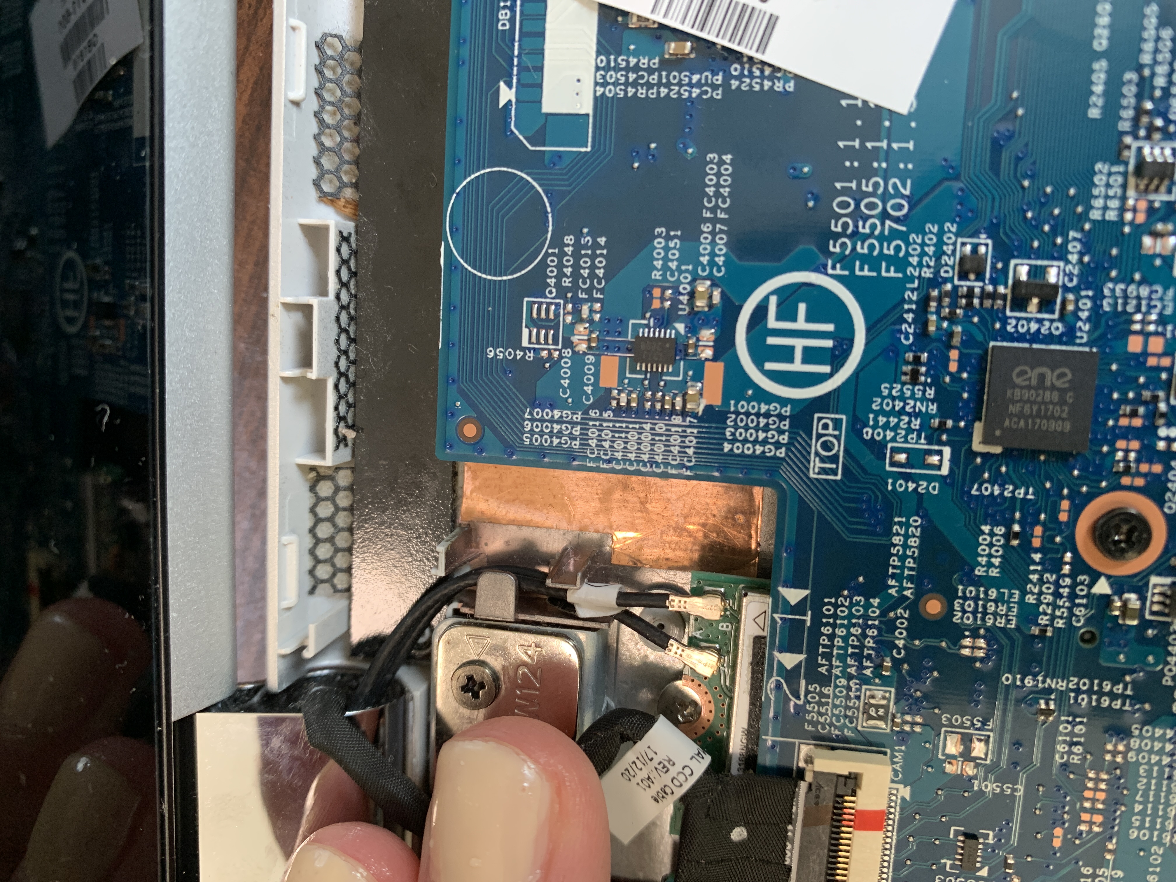2 cables into CPu - HP Support Community - 7722037