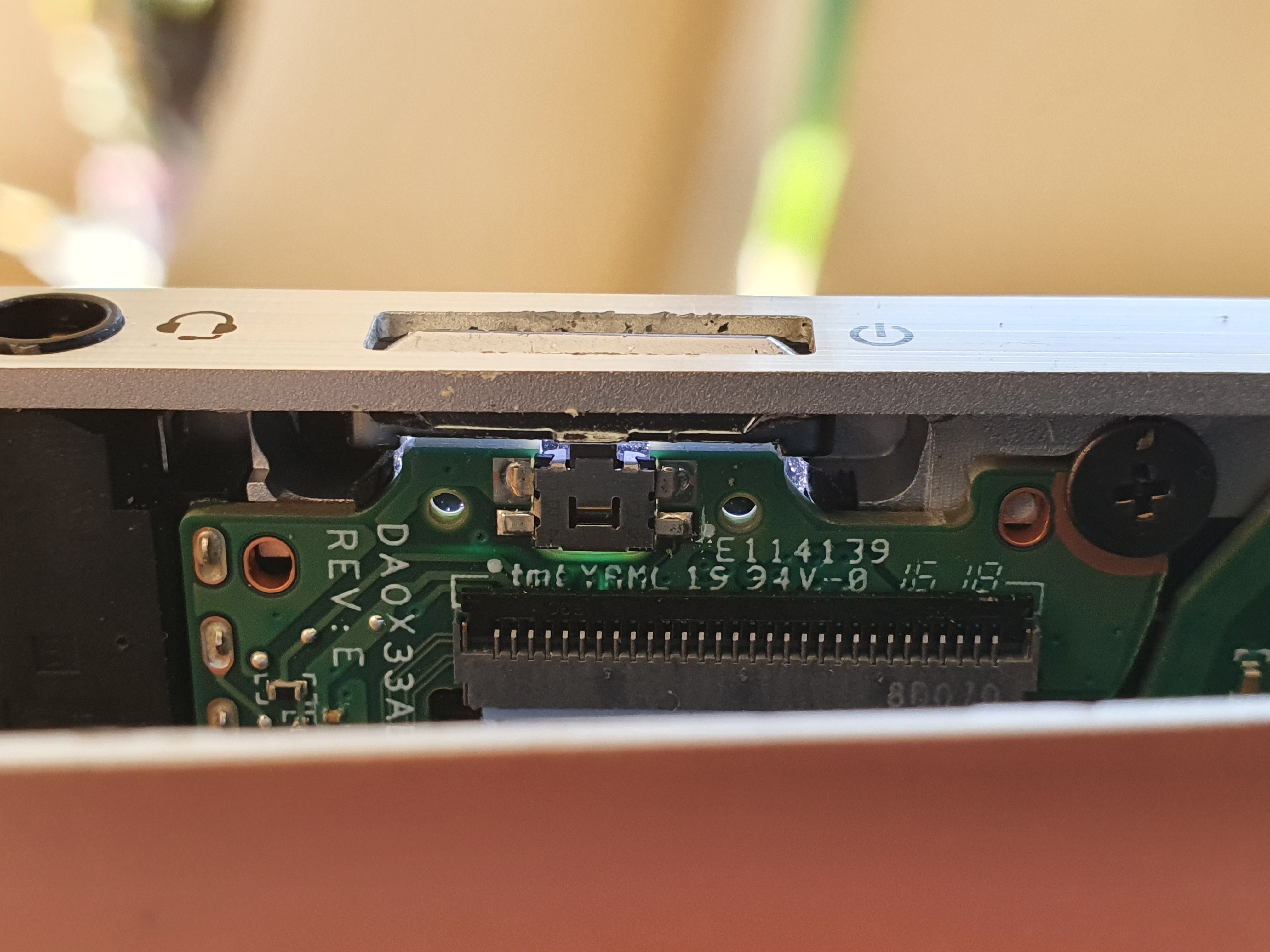 Power Button Jammed - HP Support Community - 7851657