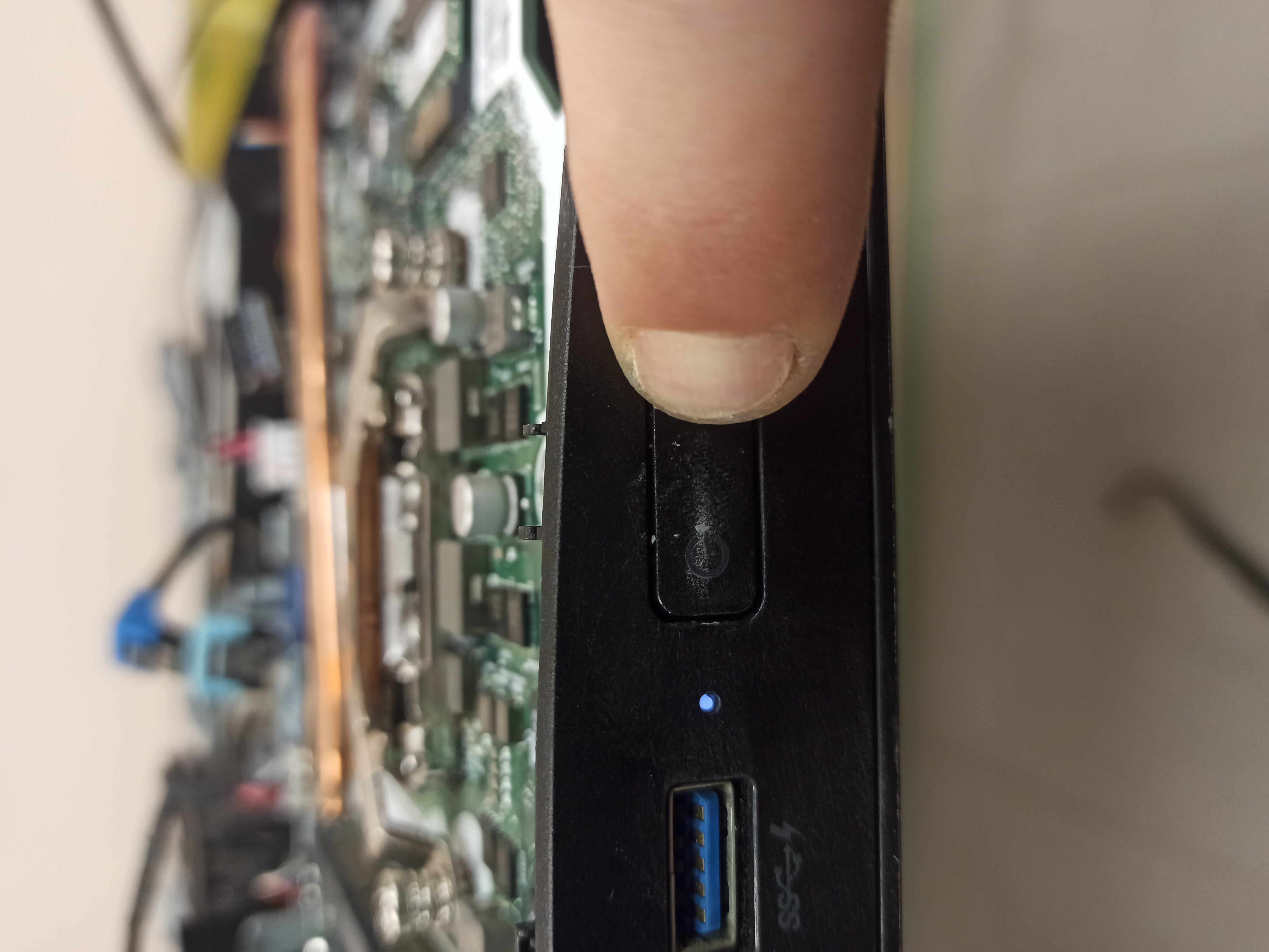 Pressing power button and PC not starting. HP AiO 400g2 non... - HP ...