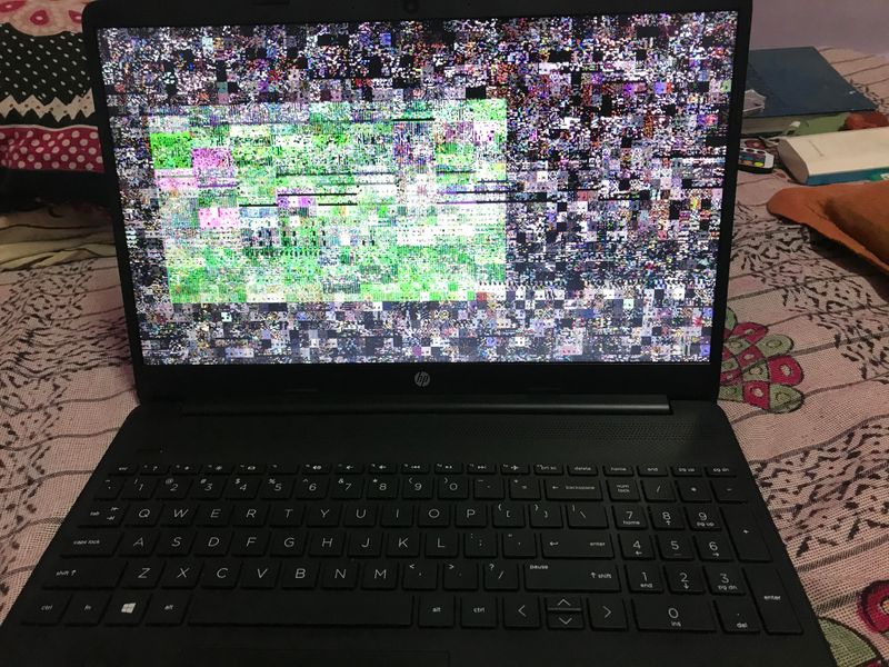 laptop issue 1.jpg