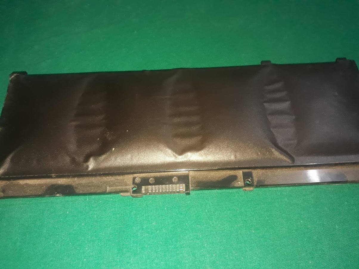 HP Omen laptop swelling of sr04xl battery HP Support Community 8147801