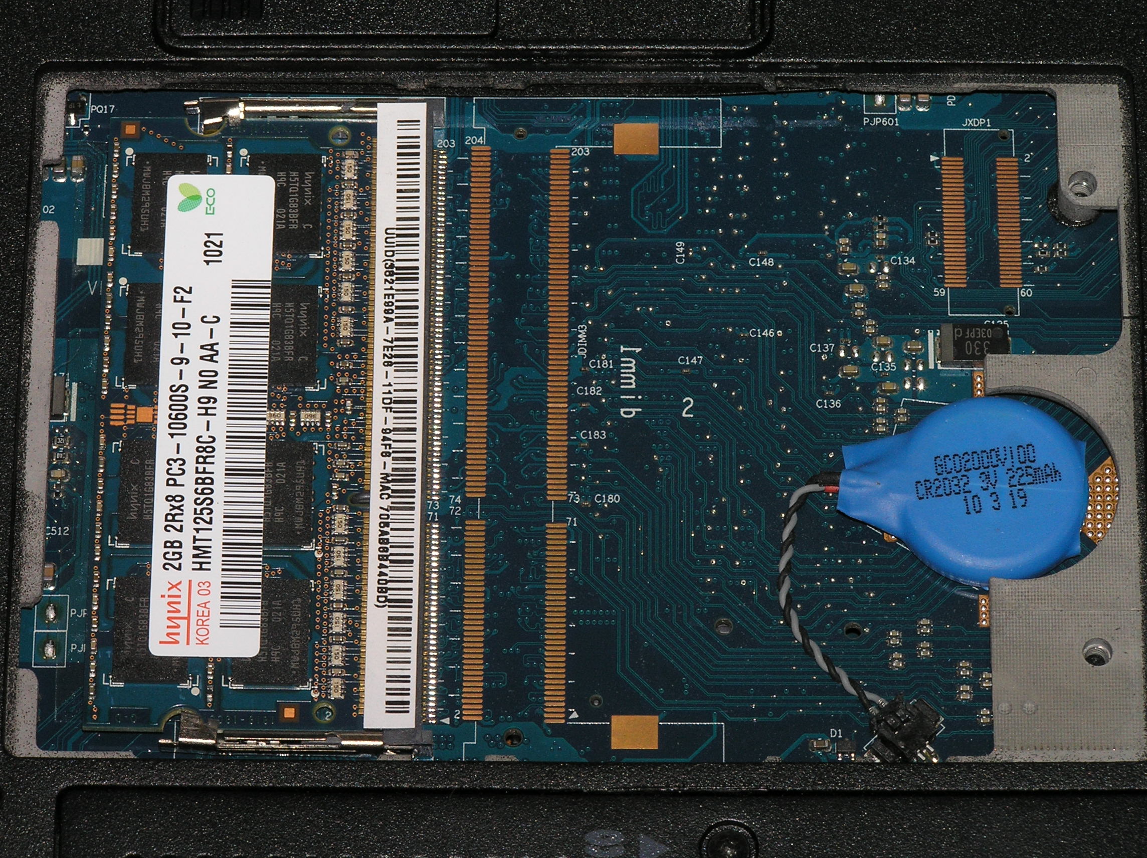 Solved: Missing RAM slot in EliteBook 8540p - HP Support Community - 1800127