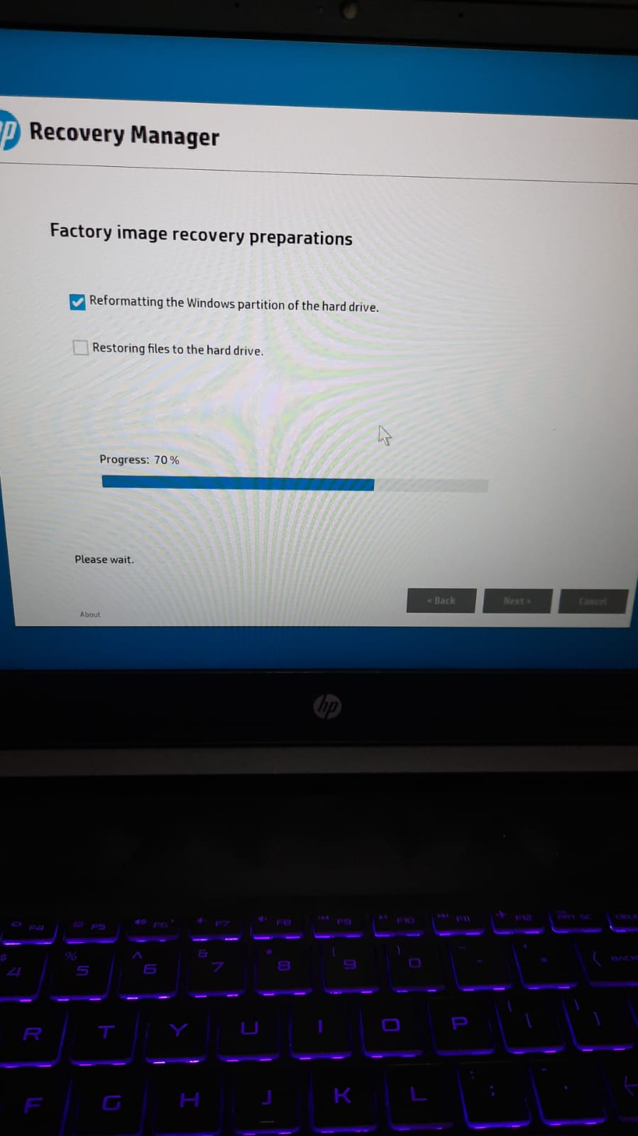 Hp cloud recovery won't go the installation phase and loops ... - HP ...