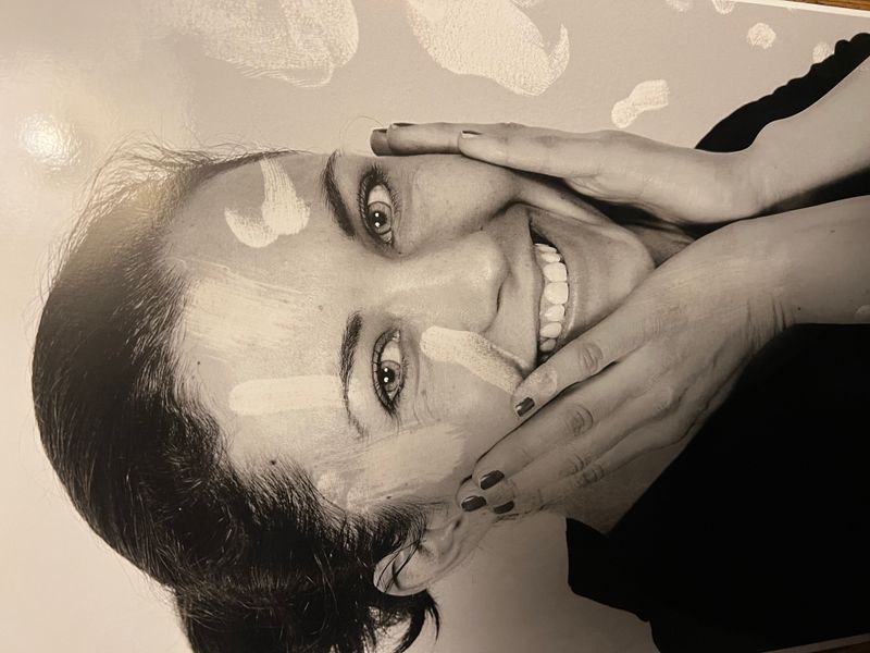 Printing black and white photos. Ink won't stick to glossy p... HP