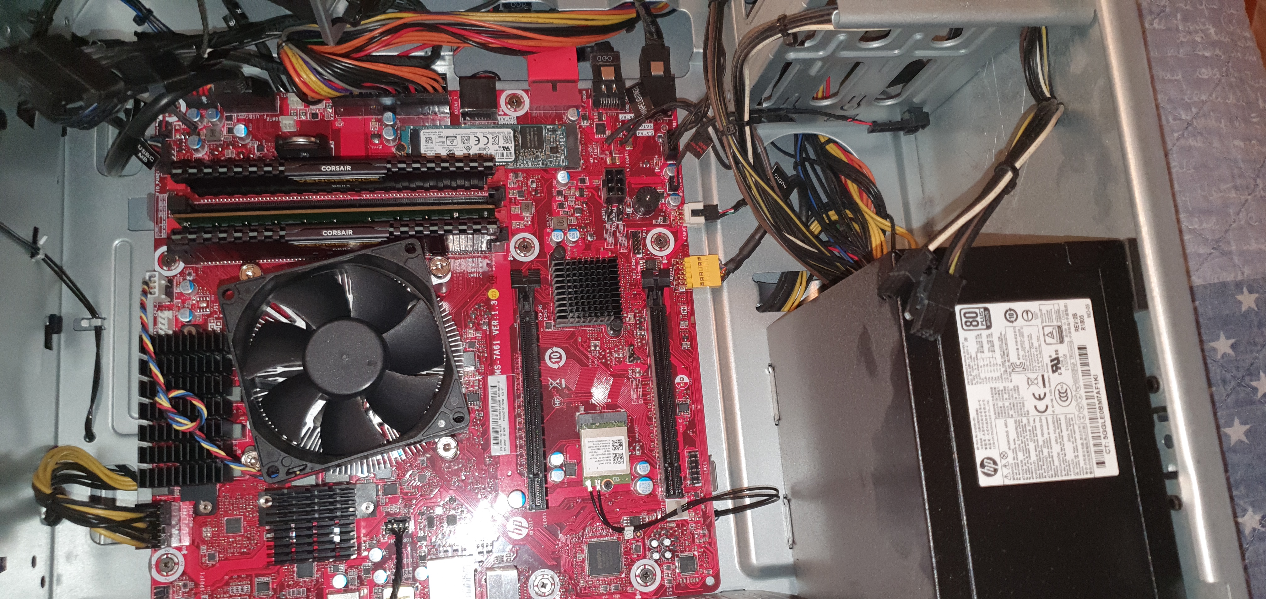 I want to know if a new graphic card fits and works on my PC - HP ...