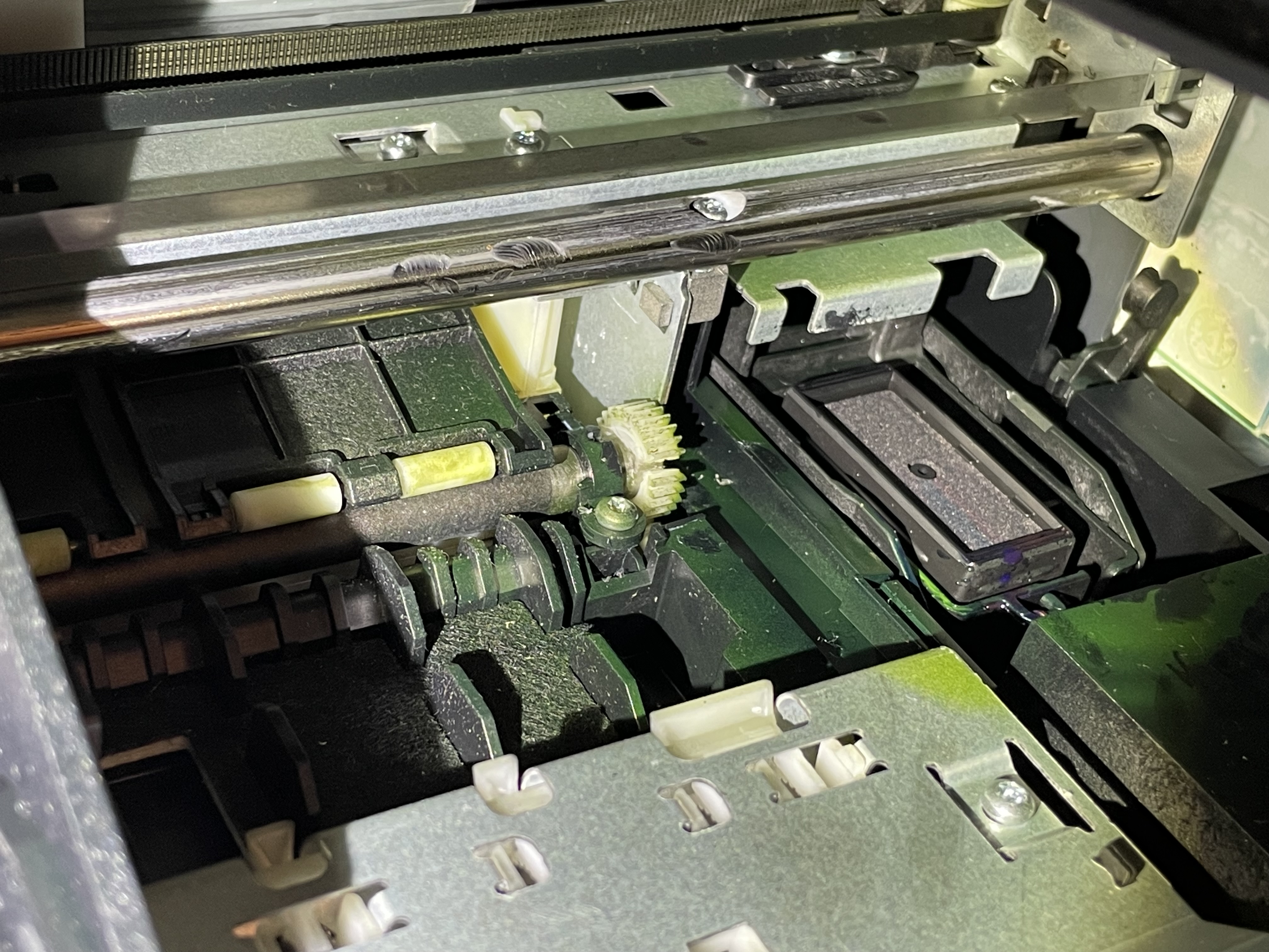 HP Office Jet Pro 8740 broken gear - HP Support Community - 8664476