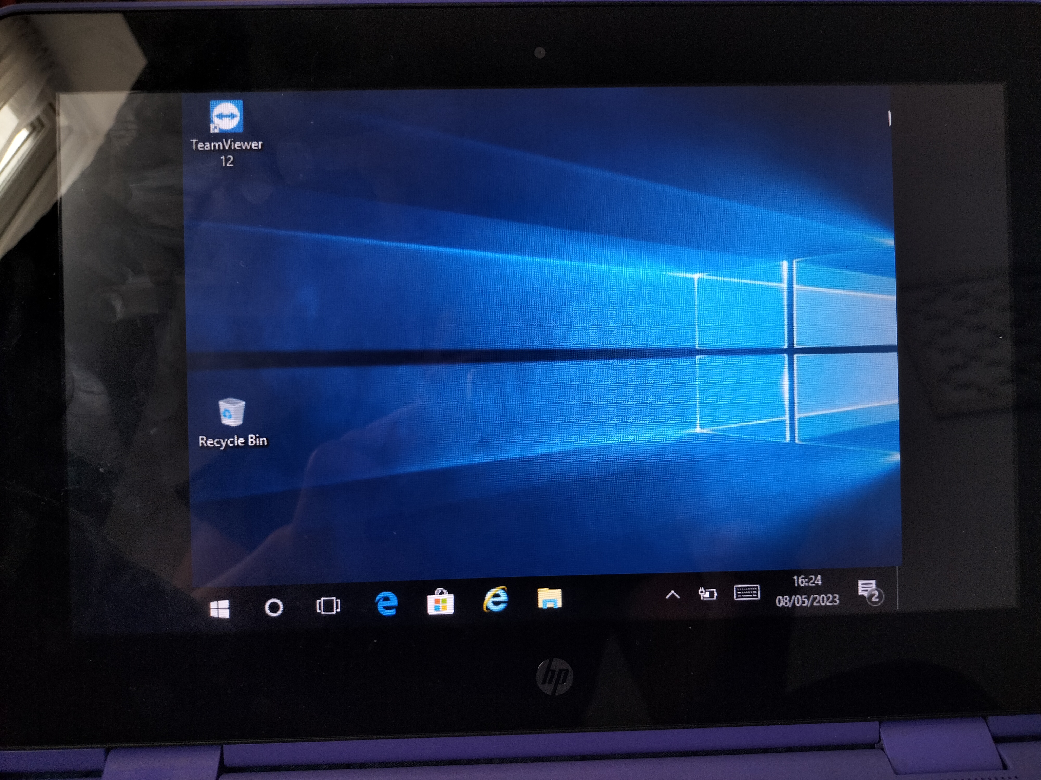 Display in full screen - HP Support Community - 8682843