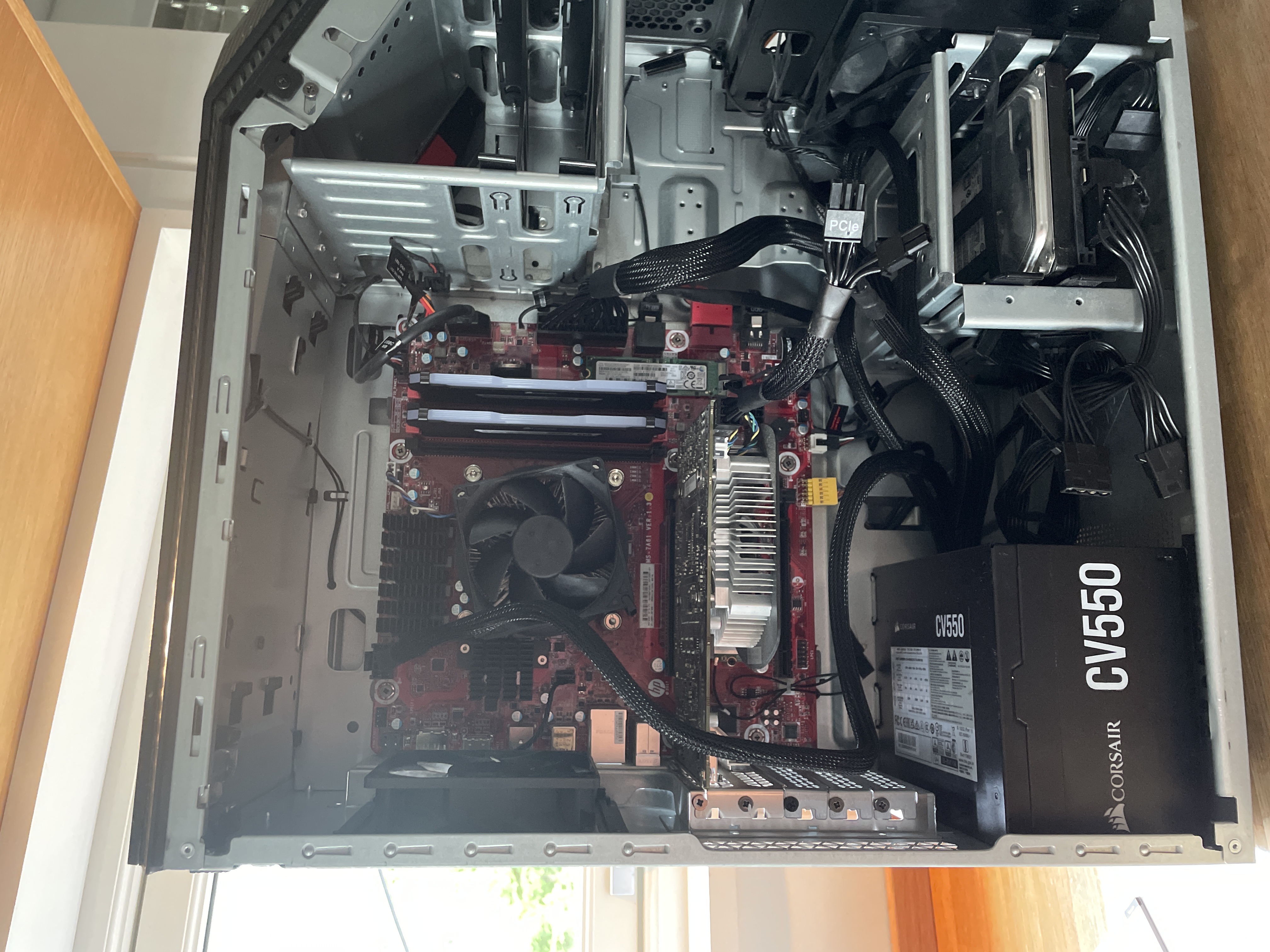 Hi! Swapped my old psu today. And now the computer wont turn... - HP ...