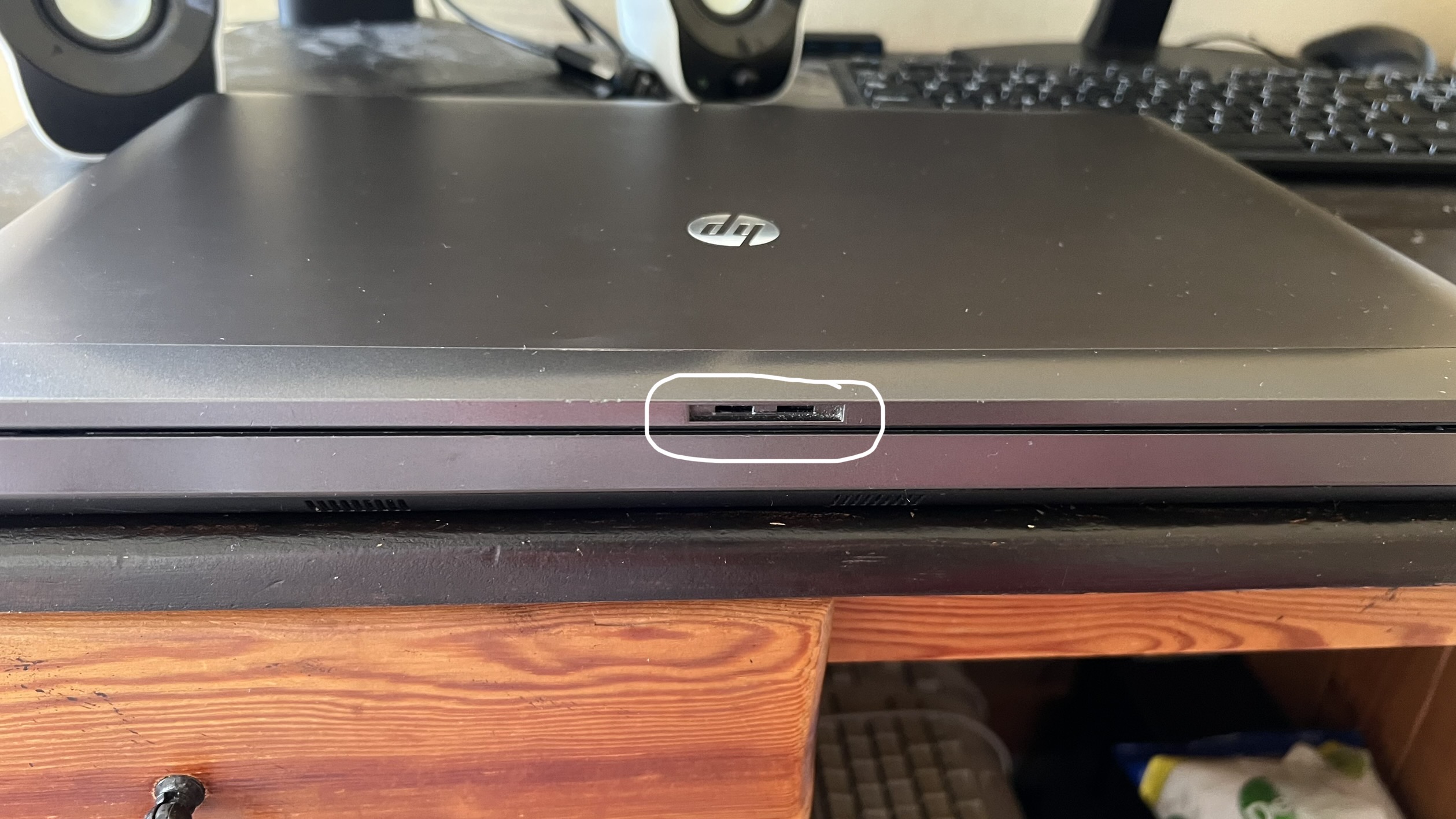 Solved: HP ProBook 6560B - Broken Display Latch Release - HP Support  Community - 8839463
