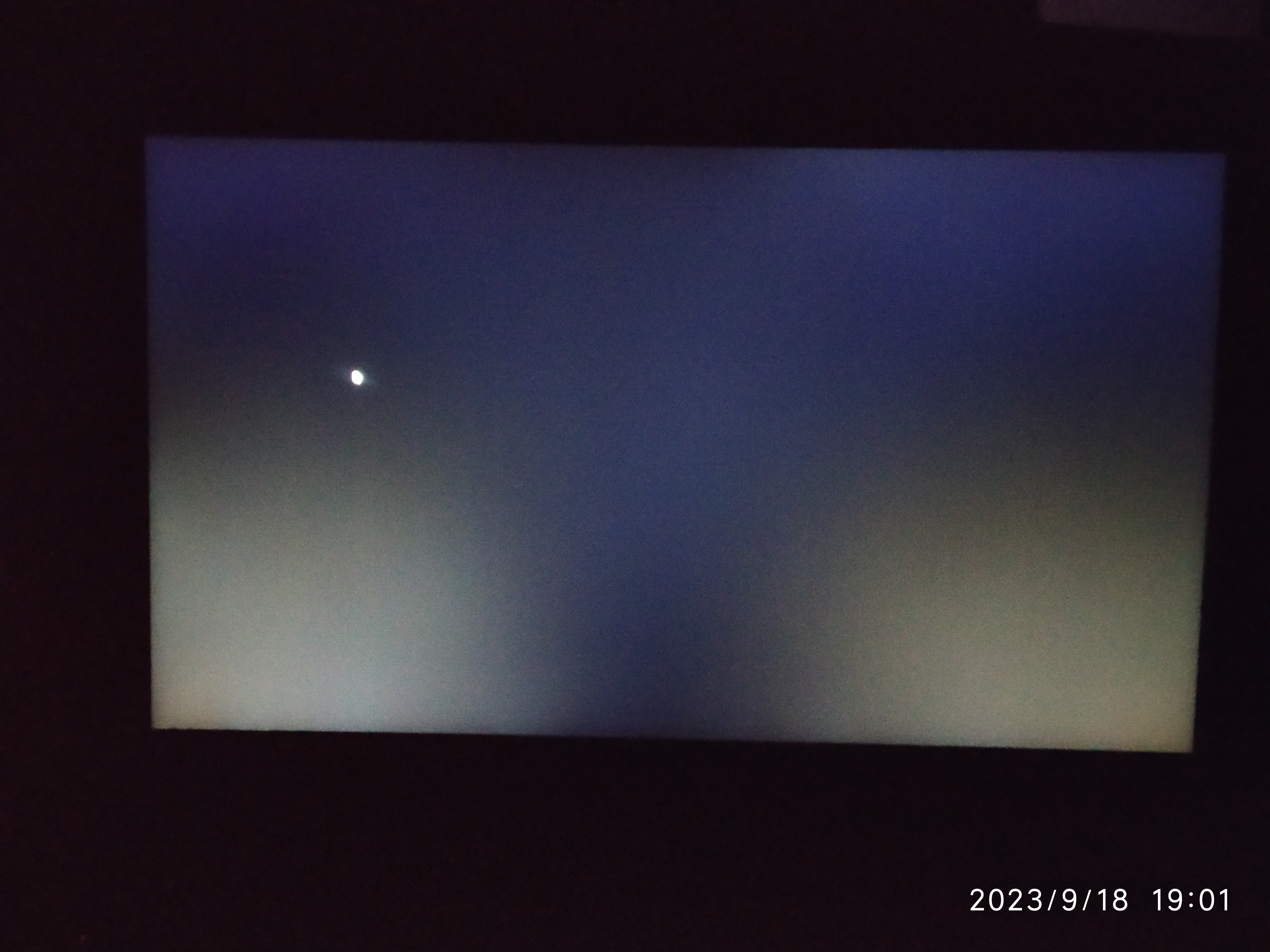 Screen Bleeding issue after 5 days of purchase hp victus gam... - HP ...
