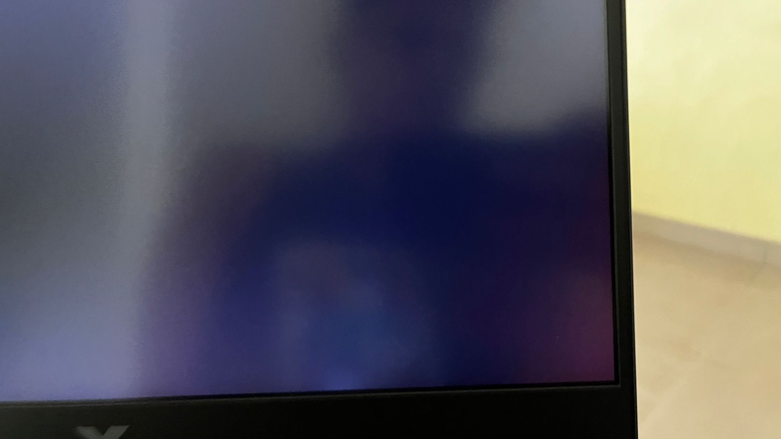 Screen Redness Issue - HP Support Community - 9166784