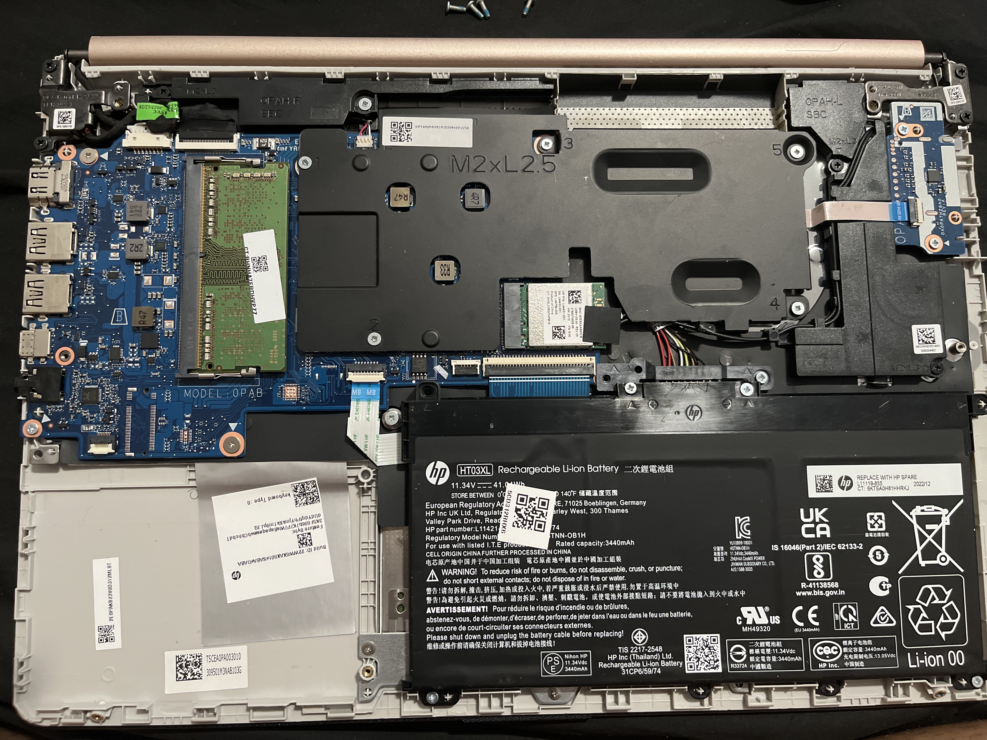 HP 14-r237TU SSD換装 Windows11 Office2024 How to Add SSD - HP Support Community - 9183416