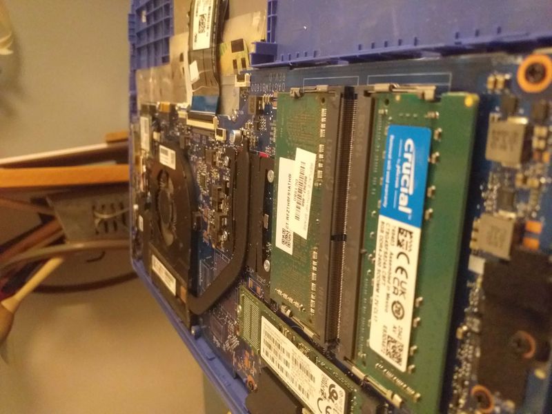 laptop uncased _3.jpg