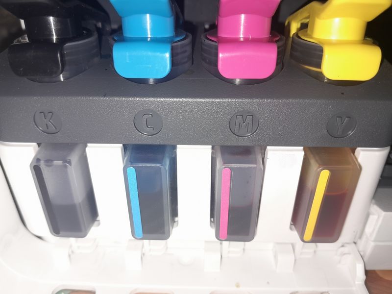 HP Smart Tank 585 - ink levels