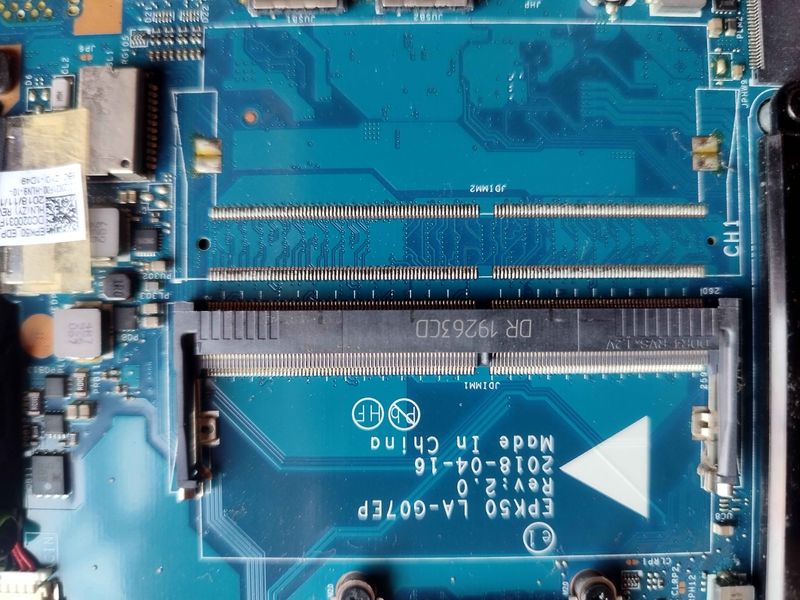 RAM SLOT