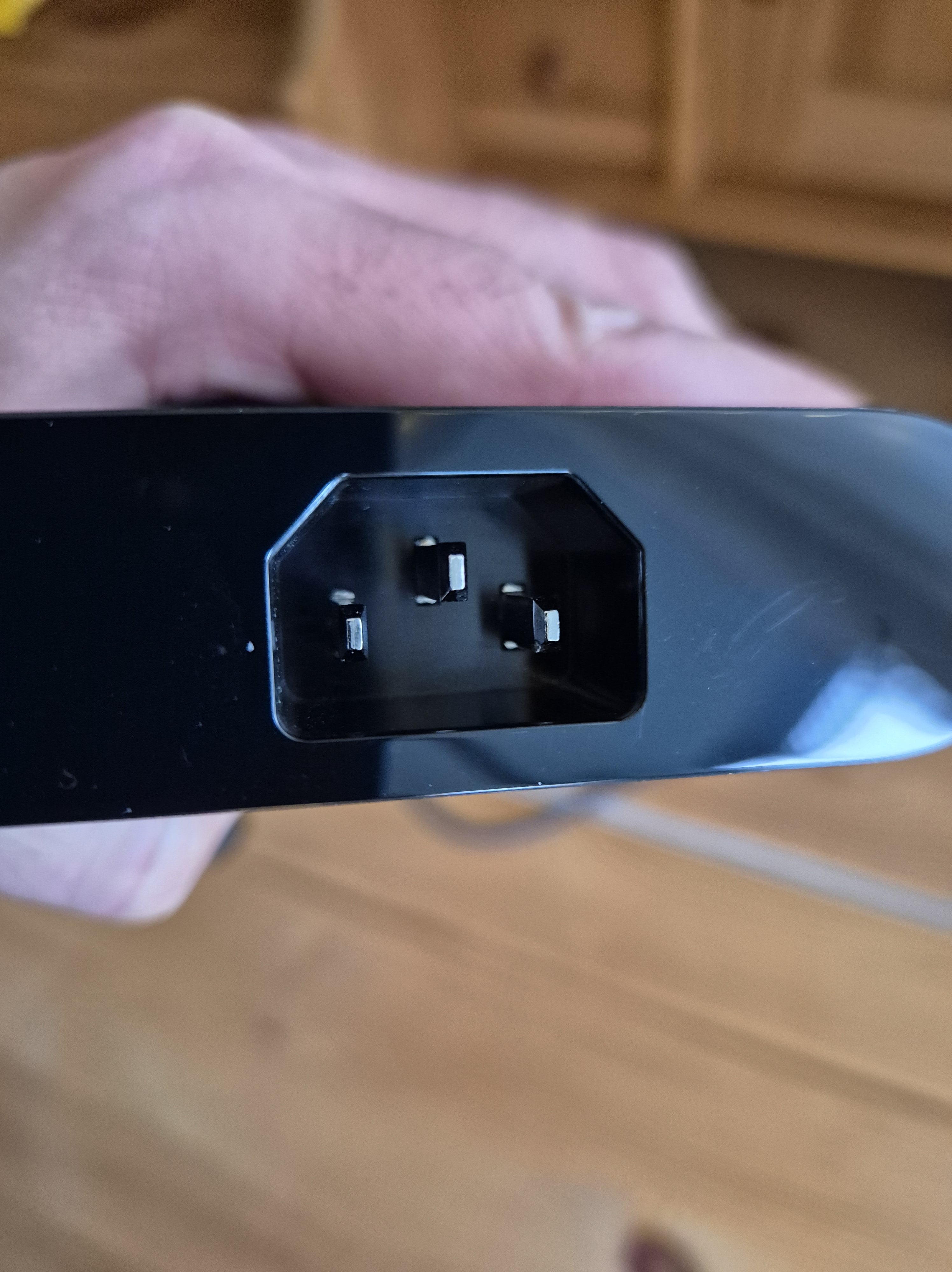 Solved: HP Victus 16 power supply plug loose - HP Support Community ...